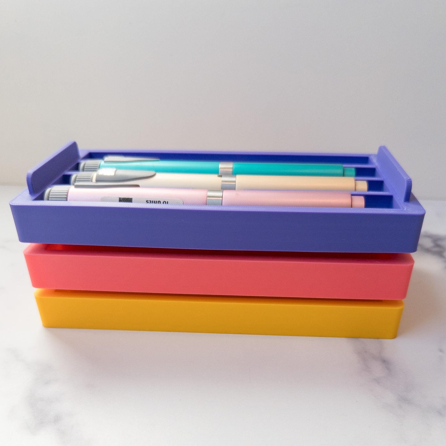 Stackable Injector Pen Tray with Optional Lid